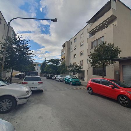 Central Home Away From Home Shkoder Ngoại thất bức ảnh