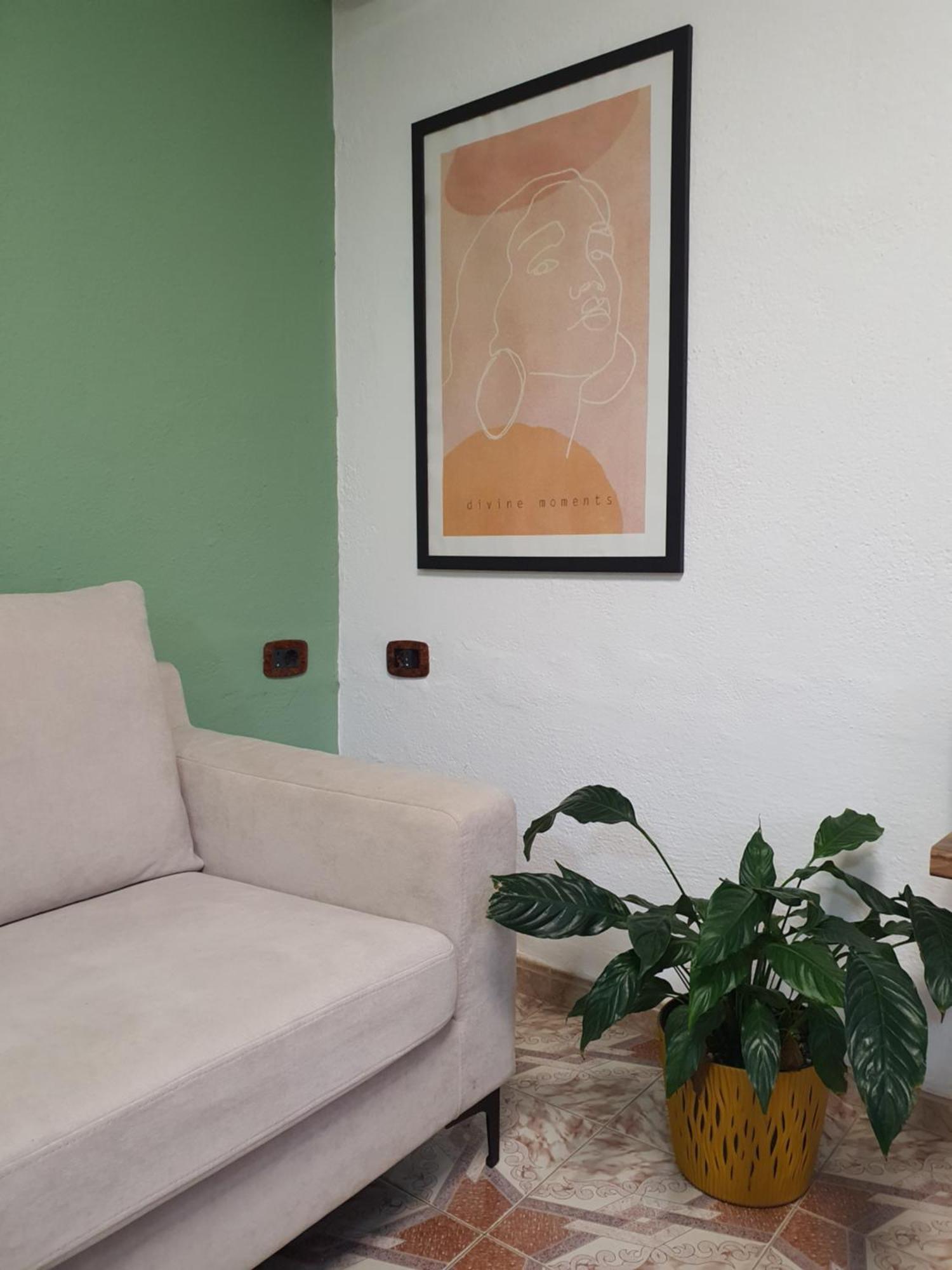 Central Home Away From Home Shkoder Ngoại thất bức ảnh